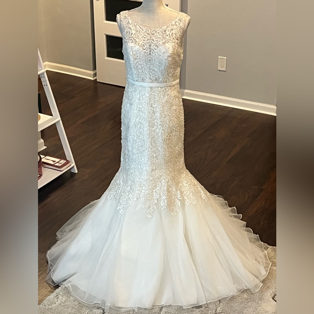Angelina Faccenda Ivory Bridal Gown Size US 12